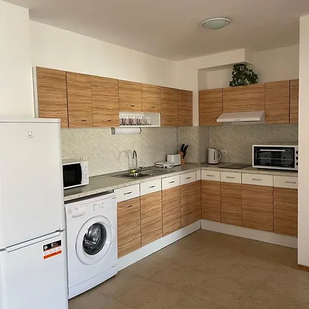 Apartment Robinzon Sp *